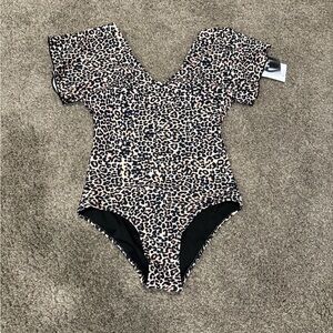 Chic Leopard Print Women's One Piece Swimsuit - NWT